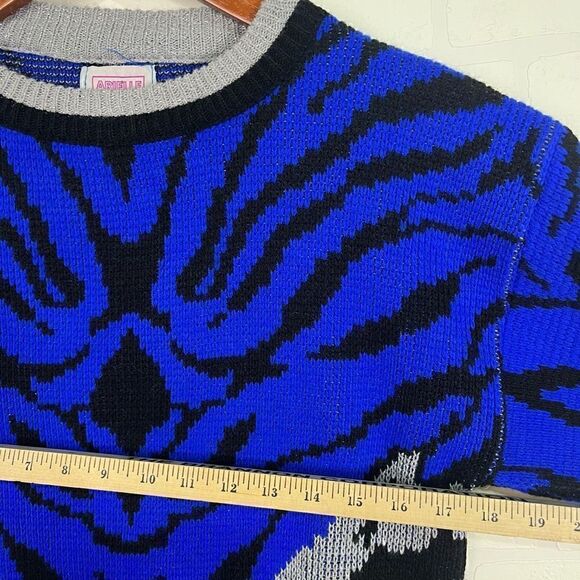 Arielle Vintage Women’s sweater Size S/MBlue Knit Animal Print - Picture 8 of 14